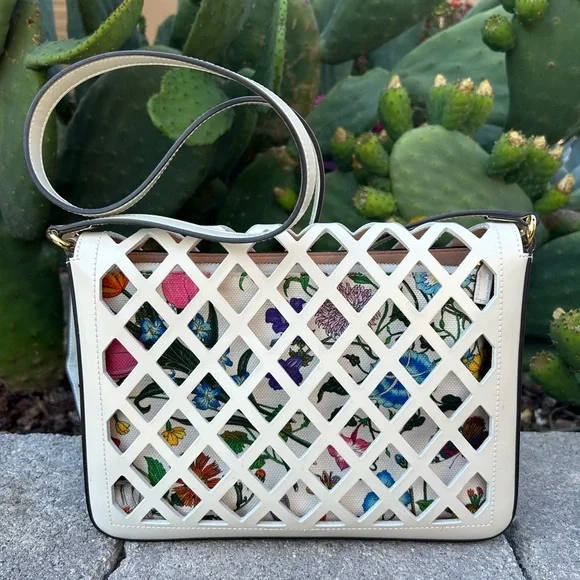 Gucci Traforata Flap Crossbody Bag - Picture 2 of 10